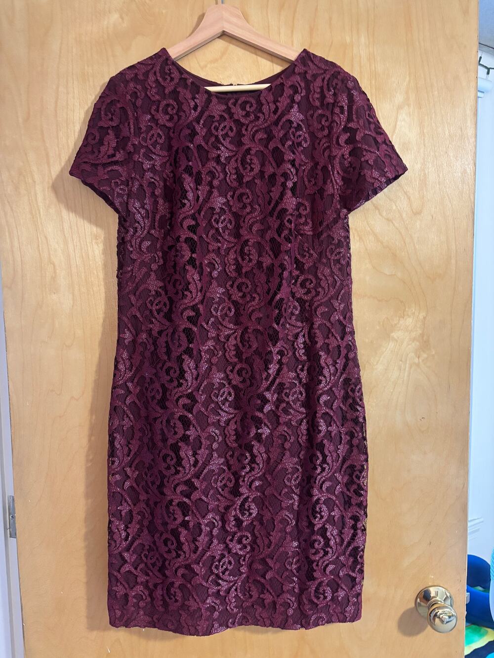 Lauren Ralph Lauren Burgundy Lace Shift Dress Silver Metallic Size 16 NWT